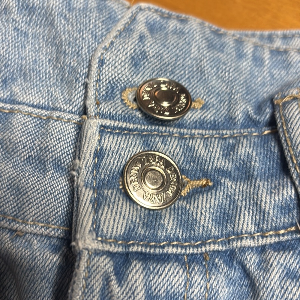 Zara | Light High Rise Paperbag Fit Jean Shorts | Classic Throwback Style | Sz 2 - Picture 2 of 10